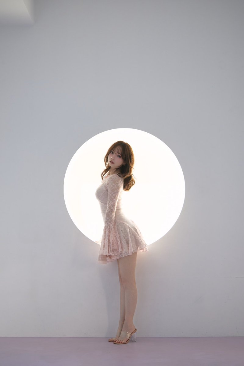 Cereza lace mini dress color pink/black ¥18,700-tax in 滑らかな