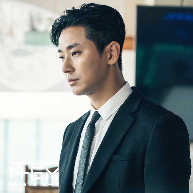 Rhythm_ndBlue's tweet image. beauty standard เกาหลีเว่อไปมาก
ห้ามมีริ้วรอย ห้ามผิวแทน

ซงฮเยคโย พอมีอายุขึ้น ก็โดนชาวเน็ตวิจารณ์ทำไมดูแก่ขึ้น ทำไมมีริ้วรอย อีมินโฮก็โดน ทำไมดูแก่ขึ้นอวบขึ้น แล้วใครผิวเข้มก็โดนนะ อีชาวเน็ตเกาหลีเหยียดสีผิวจูจีฮุนตลอด บอกผิวเข้มห้ามเป็นองค์ชาย

ทั้งที่ดาราเหล่านี้ดูดีมากแล้วนะ