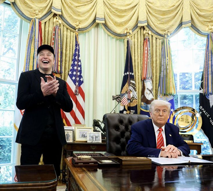 elonmuskPBG's tweet image. DO YOU SUPPORT DONALD TRUMP'S DECISION TO APPOINT ELON MUSK AS A KEY ADVISOR?

A. YES 

B. NO