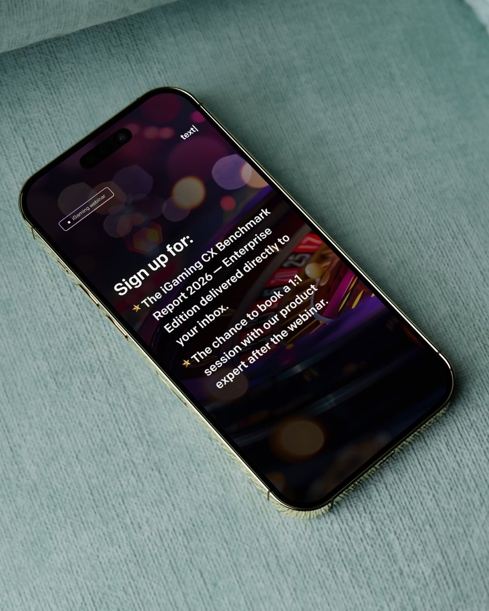 LiveChat tweet media