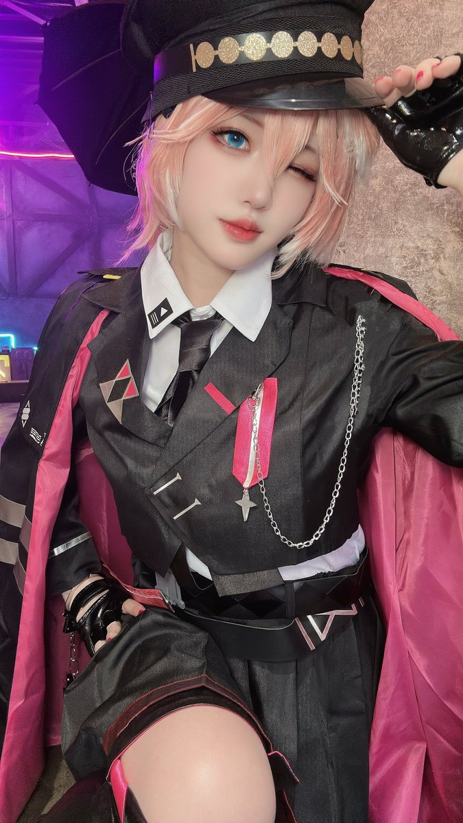 nrumcos's tweet image. *cosplay

ちょっとお話聞かせてもらえるかなー？

/🥀鷹嶺ルイ ホロドロケイ #Luillust