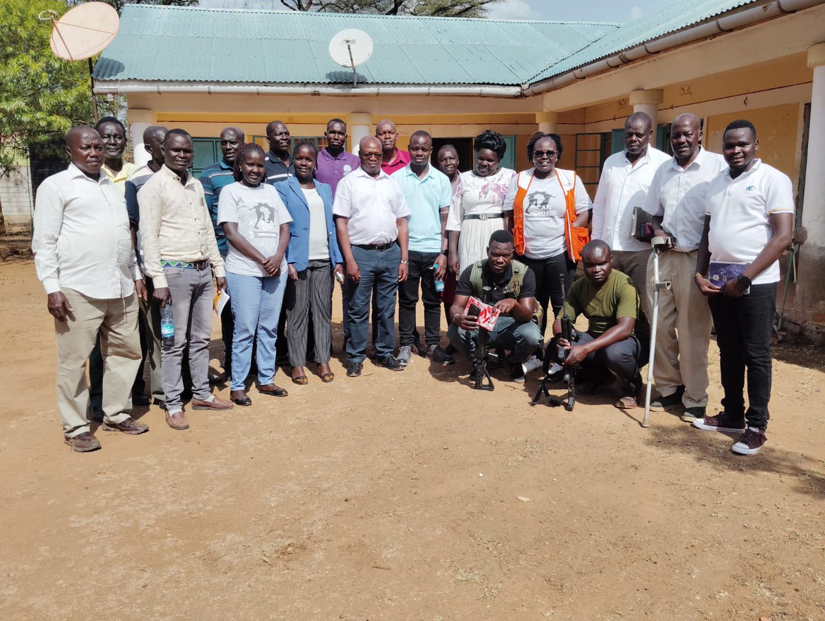 UpCbo74691's tweet photo. We convened  yesterday for Children Advisory Committee (CAC) meeting in Sigor, West Pokot.
Key issues discussed: 
🔹 Child protection status
🔹 FGM cases
🔹 OOSC in gold mining areas (Kampi Karaya &amp; Turkwel)
🔹 Defilement cases
🔹 Presidential bursary for OVC
🔹 Niche Program https://t.co/3Y0p0fqHU7