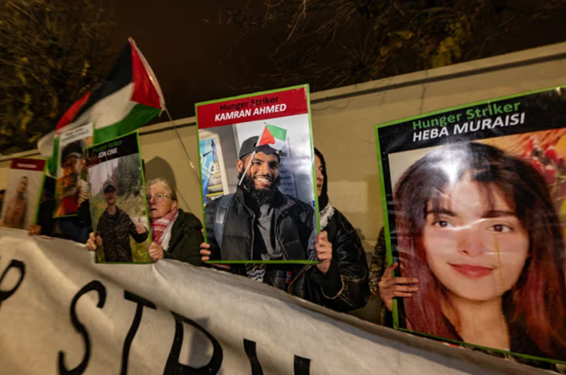 HackneyAbbott's tweet image. MP Diane Abbott condemns treatment of hunger strikers as a 'moral outrage' 
mirror.co.uk/news/uk-news/m…