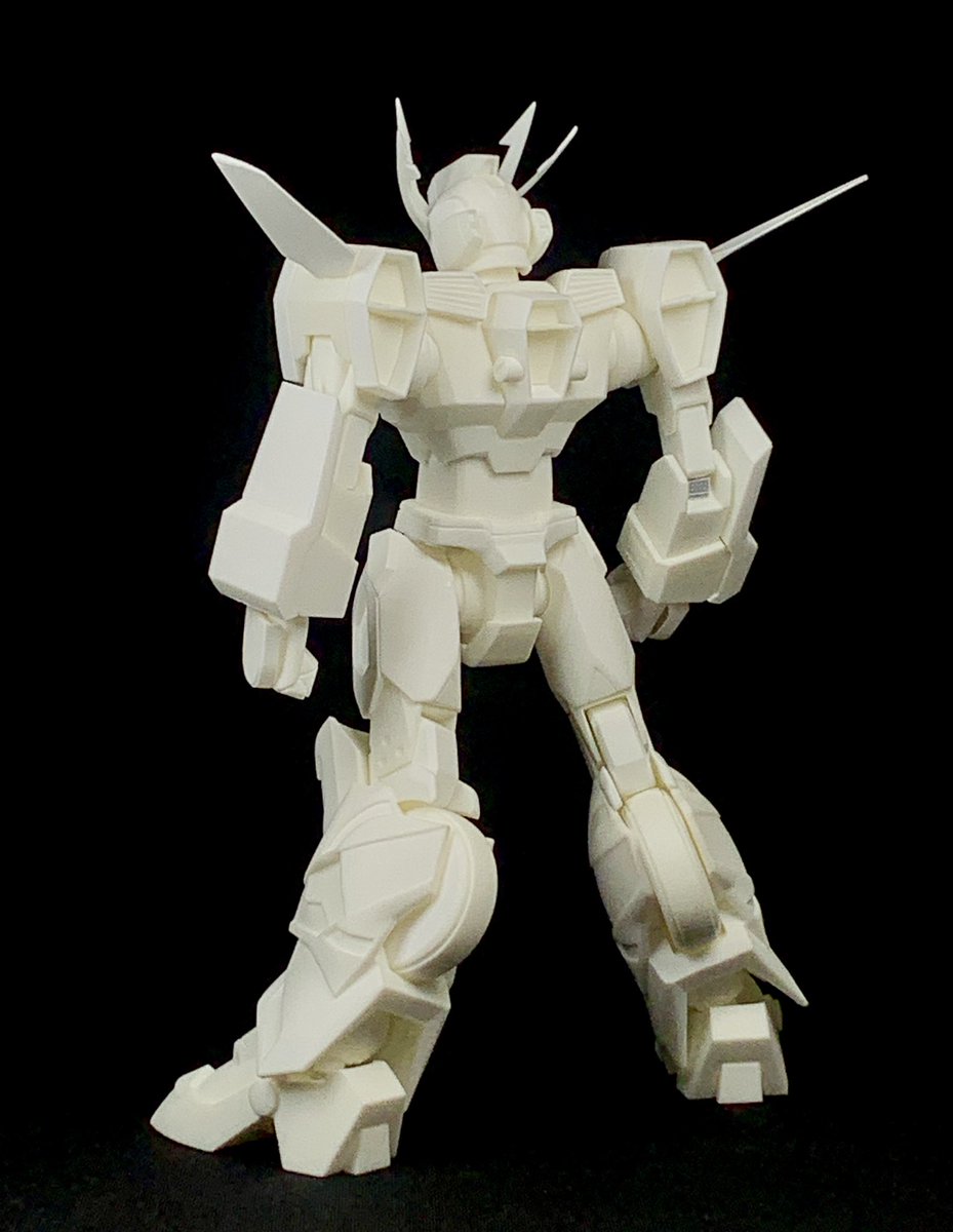 リターンイクス　ガレージキット 10周年記念で制作していたイグザインのガレージキットが本日立ち上がり