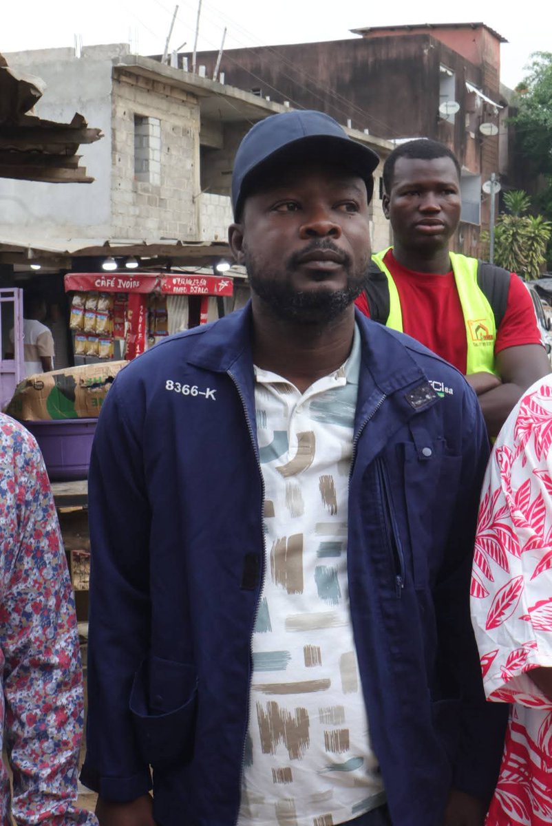 dossosouley's tweet photo. 𝐄𝐚𝐮 𝐏𝐨𝐭𝐚𝐛𝐥𝐞 𝐚̀ 𝐌𝐢𝐥𝐥𝐢𝐨𝐧𝐧𝐚𝐢𝐫𝐞 : 𝐀𝐝𝐚𝐦𝐚 𝐁𝐢𝐜𝐭𝐨𝐠𝐨 𝐂𝐞́𝐥𝐞̀𝐛𝐫𝐞 𝐥𝐞 𝐑𝐞𝐭𝐨𝐮𝐫 𝐝𝐞 𝐥'𝐄𝐚𝐮 𝐝𝐚𝐧𝐬 𝐥𝐞𝐬 𝐑𝐨𝐛𝐢𝐧𝐞𝐭𝐬 Depuis 2014, la population du quartier Millionnaire a enduré des années de difficulté.https://t.co/0yZaYvEBDz https://t.co/tCNqNUFBnh