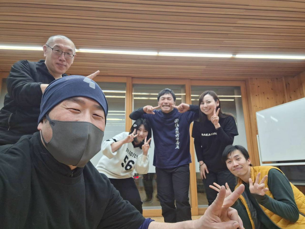 先日のインプロ！
なんと1周年ですって！
…この1年で成長したかな…？