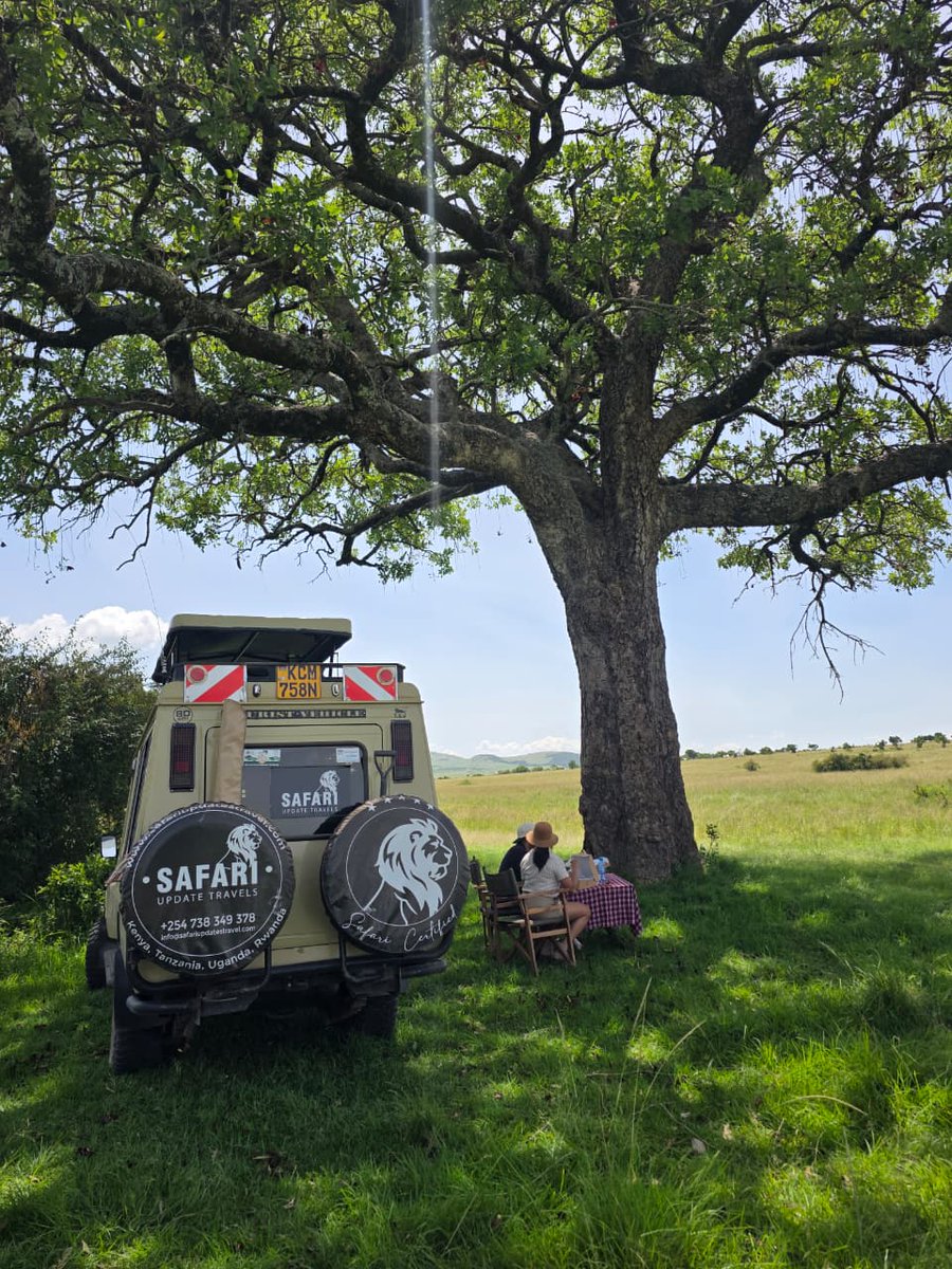 UpdatesSafari's tweet photo. Safari Pictorials|Picnic Lunch| Masai Mara | Wildlife Adventure in Kenya🇰🇪.

Book with us 

📧 info@safariupdatestravel.com
📲+254 738 349378
🌐 https://t.co/uaUkZYD5Z3
.
#Authentic #Safari #Experiences #Africansafari #magicalkenya https://t.co/cFWKd4HppT