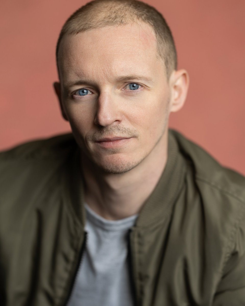 GarrickEastwood's tweet image. Updated headshots thanks to @davidjohnimages - built around casting energy, not just wardrobe.

Vulnerable, Edgy, Professional, Darker

Always interested in how people read these

#Actorslife #Casting