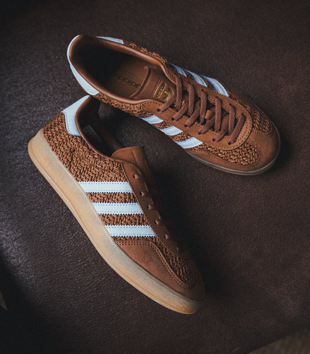 Pick up the Women’s adidas Originals Gazelle Indoor for ONLY £42.50!

Ad: Code “EXTRA15” here => prf.hn/l/mVOAnv0/

UK3-7.5
(RRP£95)