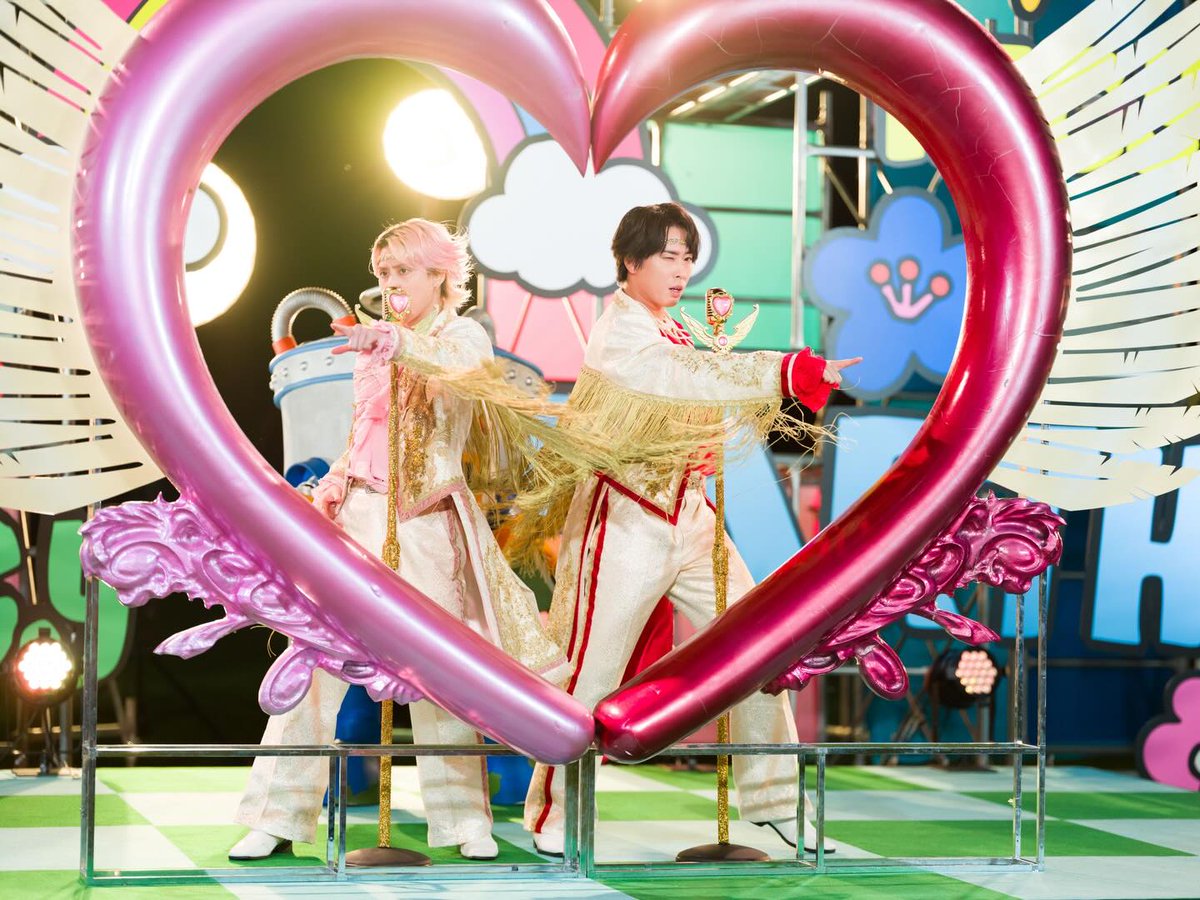 🎬MVオフショット公開 『地球してるぜ』1️⃣ 撮影の合間をパシャリ