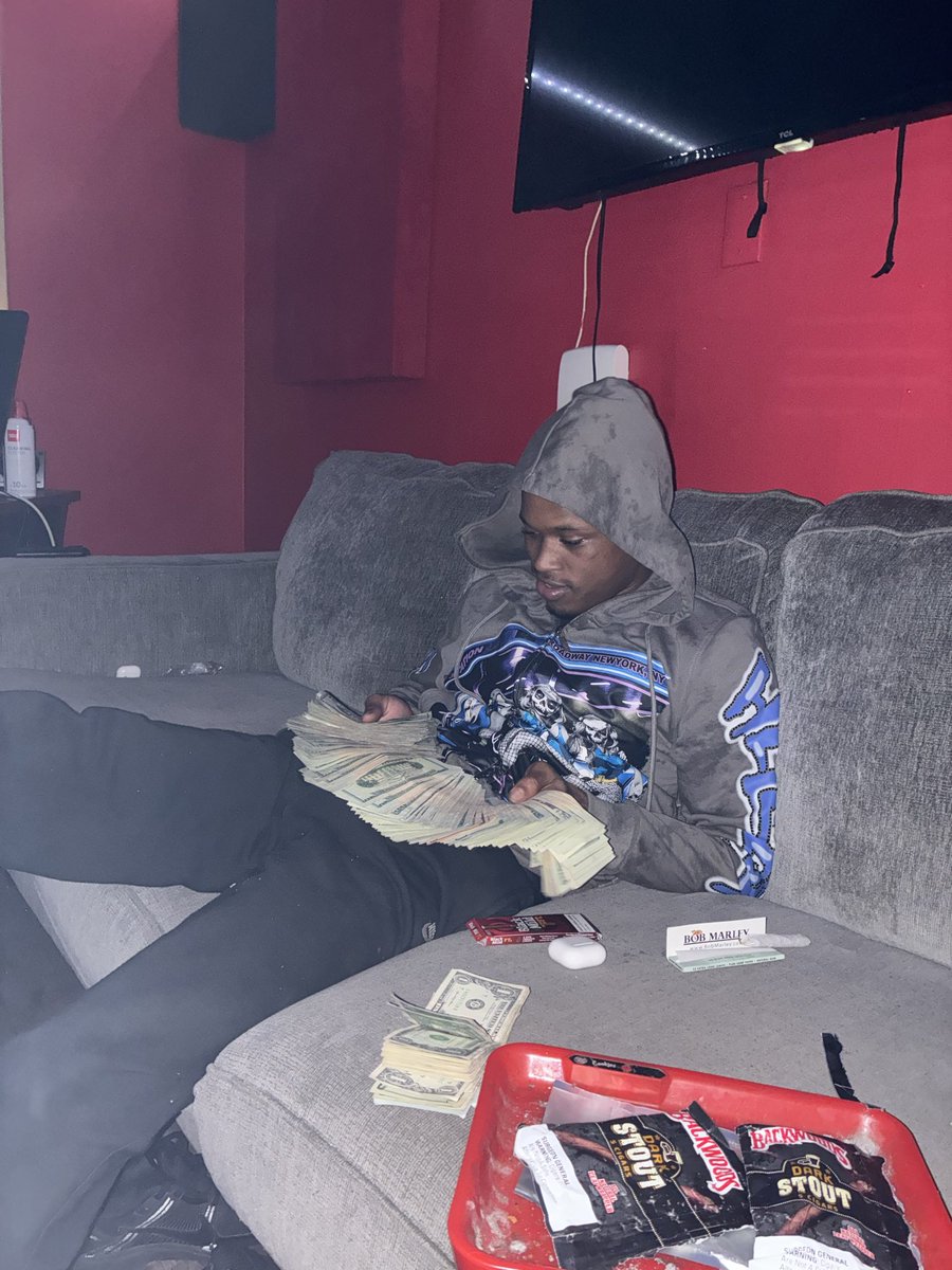 Nbmtheeze3x's tweet image. 