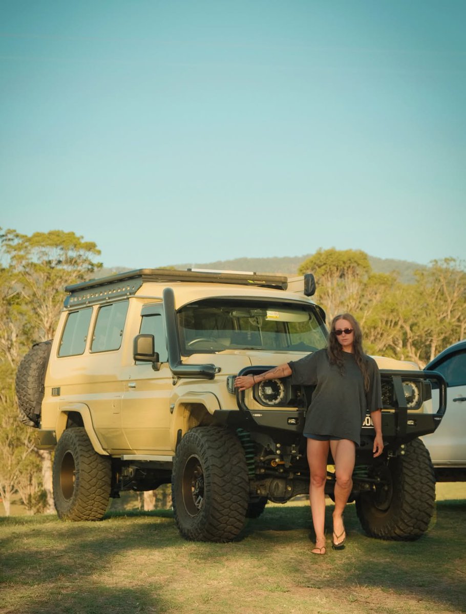 GRJ79K's tweet image. ランクル女子😎👍

#Toyota #LandCruiser78 
#Troopy #TroopCarrier