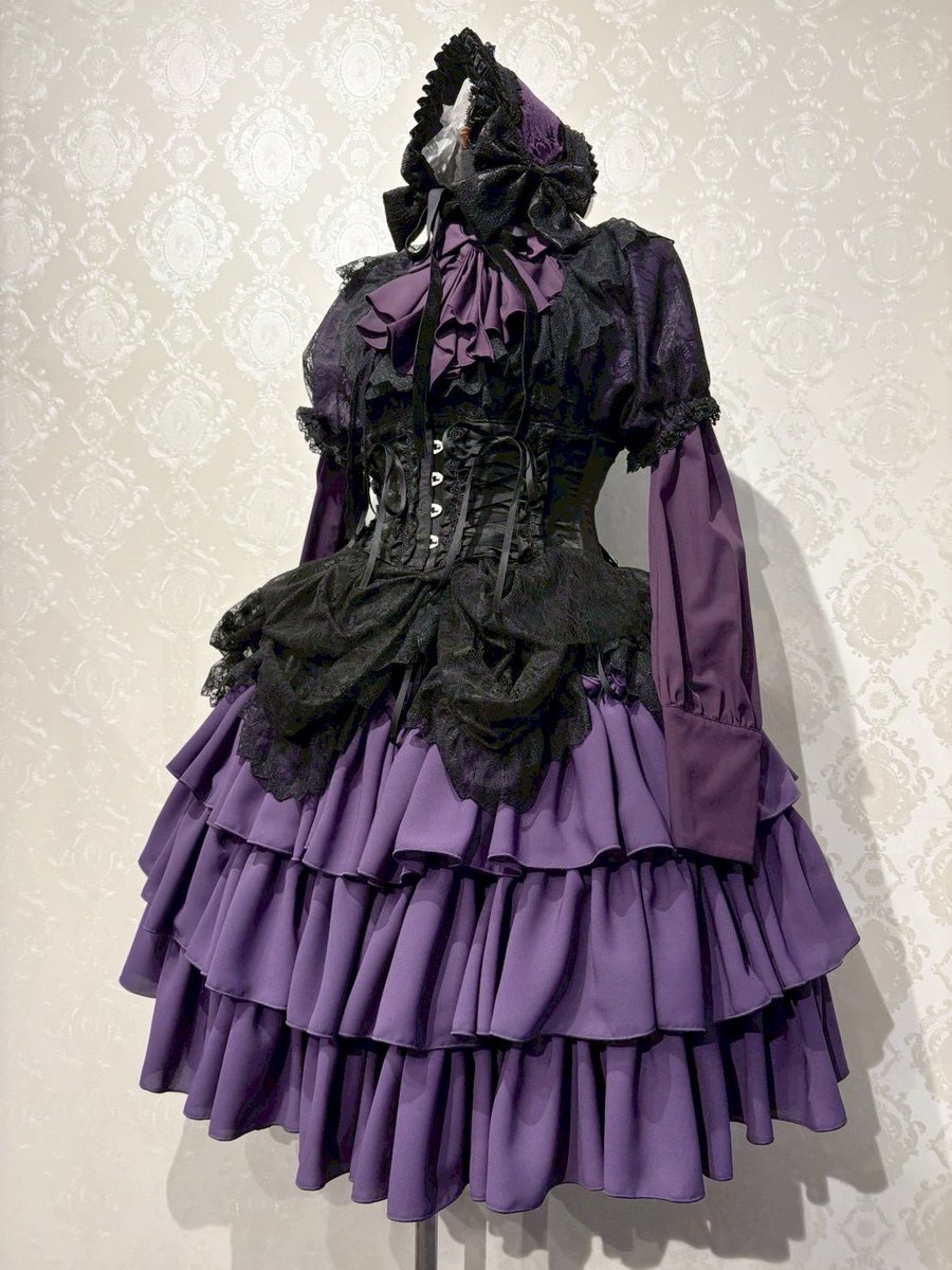 Color:Purple×Black 🆕 コルセットを使って美しいシルエットに✨