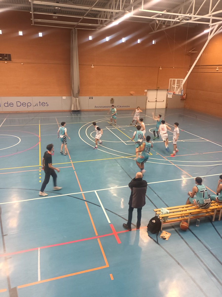 Victoria del junior masculino Sonrialia Clínica Dental  vs CB La Zubia. Tras un primer cuarto igualado nuestros chicos salieron expectaculares y no dieron opcion al rival dominando hasta el final el encuentro.

#baloncestolasgabias
#soydelcab
#ilusiónceleste
#CrecemosContigo