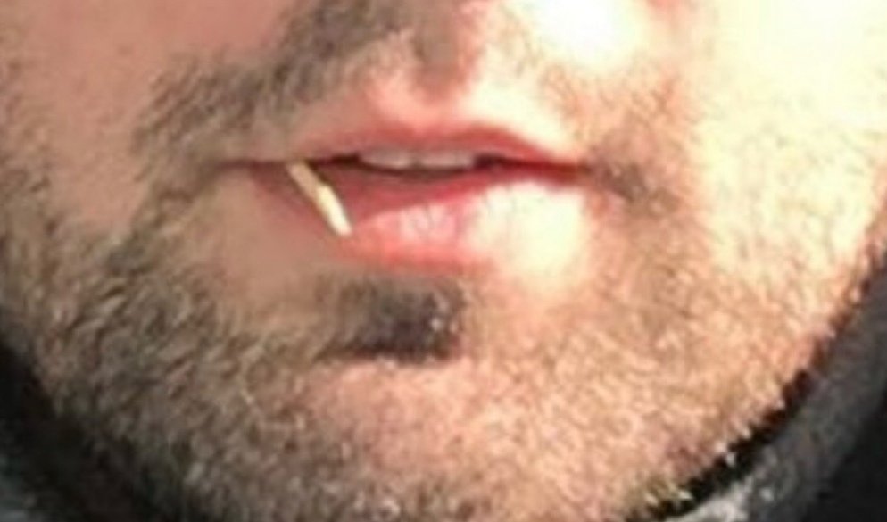 Brat, ne e zaebancija ova so se desava so grenland i so izlegoa po iks godini rilsovi za pingvinot so napusti i otide u pm, se kuva nesto golemo, a nie neznaeme so e rabota, brat