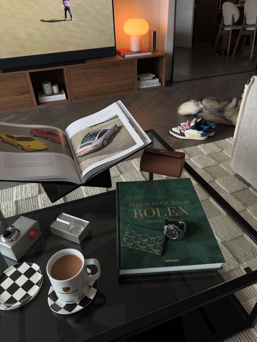 classyladylife's tweet image. keep showing up.