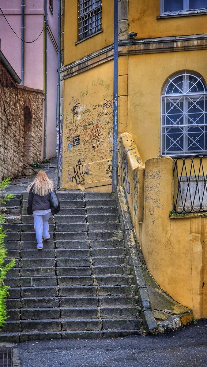 cemilb_'s tweet photo. #istanbul
#çukurcuma
#galata
#karaköy https://t.co/NQmR7vmf6F