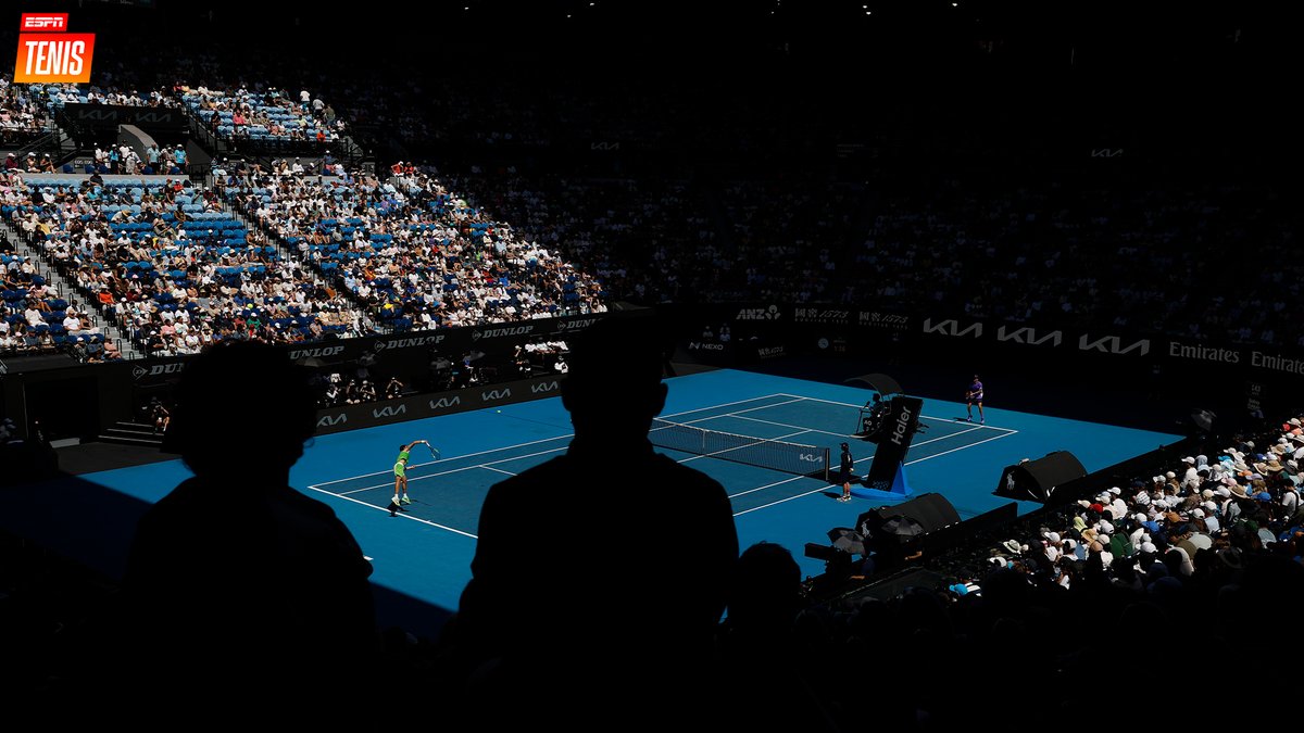 ESPNtenis's tweet photo. SEMIFINALES CONFIRMADAS DEL #AO26. 🔥

🇪🇸 Alcaraz 🆚 Zverev 🇩🇪
🇷🇸 Djokovic 🆚 Sinner 🇮🇹

¡Dejá tu pronóstico! 👇 https://t.co/RbHnYDG4J0