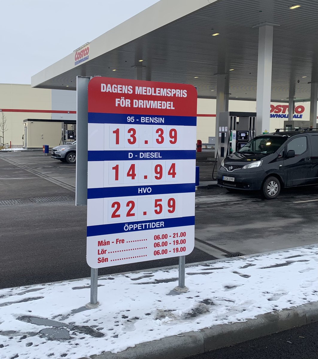 Robert Sjölin Drake tweet media