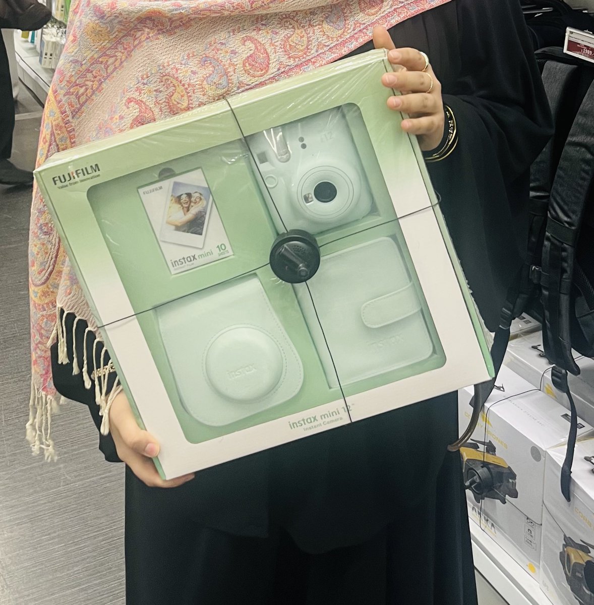 bu kız bugün içinde ki çocuğu sevindirdi 🥹