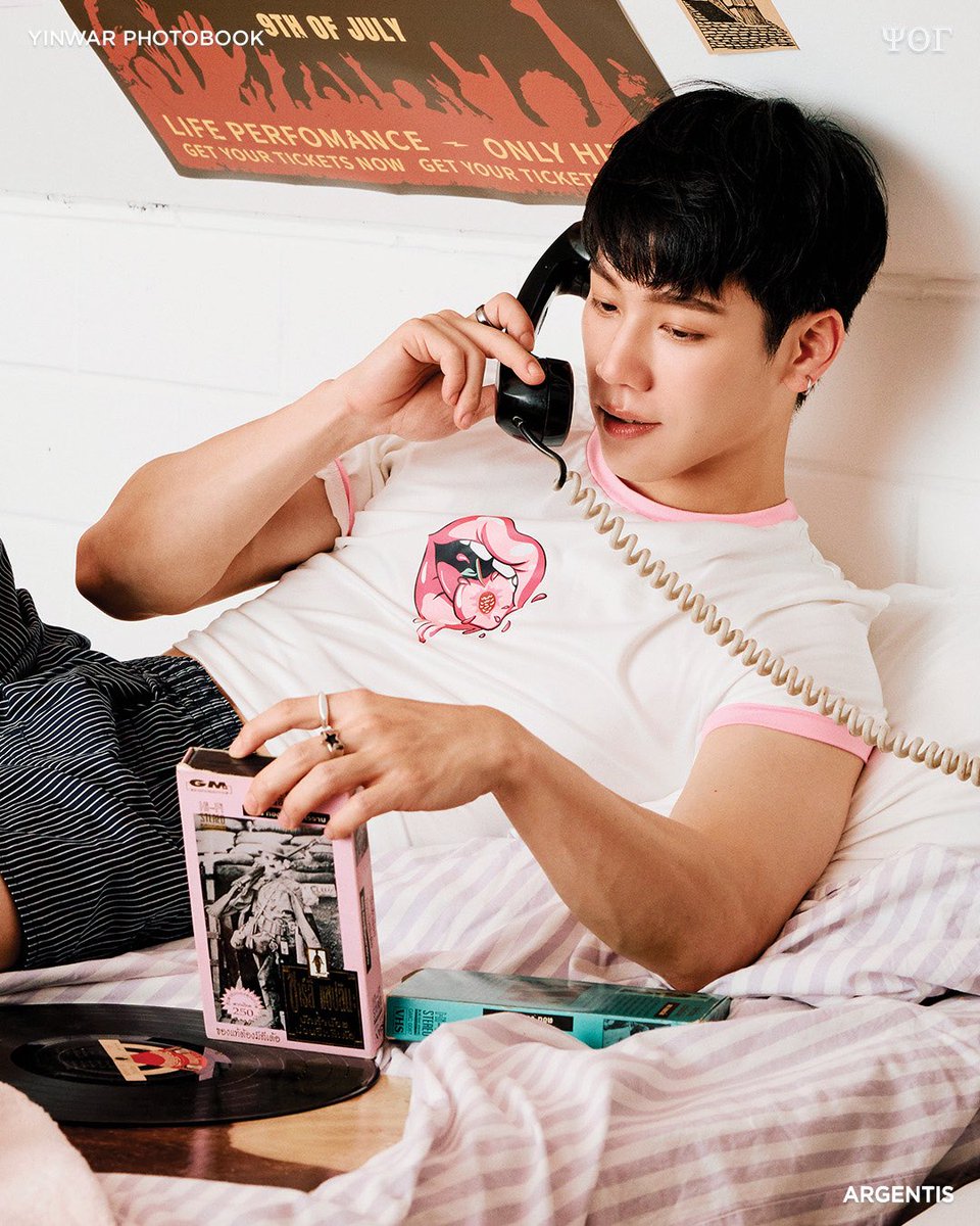 YINWAR PHOTOBOOK
2nd Concept: Frat House, Sunday (Wanarat’s Space)

“From quiet mornings to borrowed laughter, the room slowly wakes.

What began in silence turns into moments like this — unplanned, familiar, and ours.

The game hasn’t started yet,
but the bond already has.”