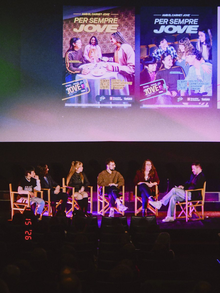 carnetjove_cat's tweet photo. Una nit que sempre recordarem ✨Gràcies a tots els participants per fer del #PerSempreJove, una campanya única.🙌💚
#CarnetJove https://t.co/s0Gzyr8Uid