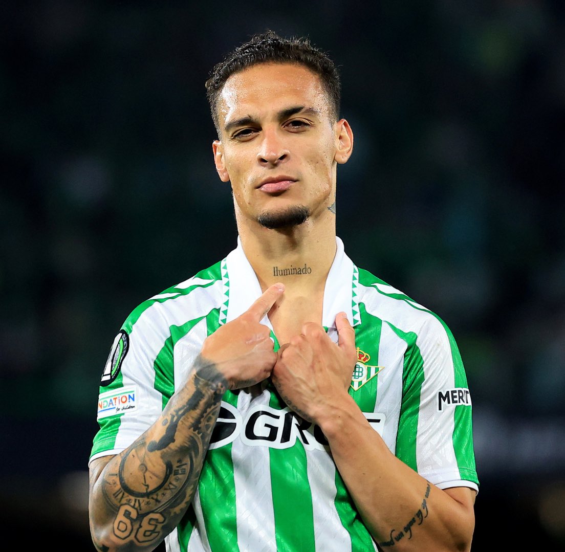 🟢⚪️🚨 ÚLTIMA HORA.

❗️Antony y Aitor Ruibal vuelven a entrenar con el Real Betis.

<a href="/elchiringuitotv/">El Chiringuito TV</a>