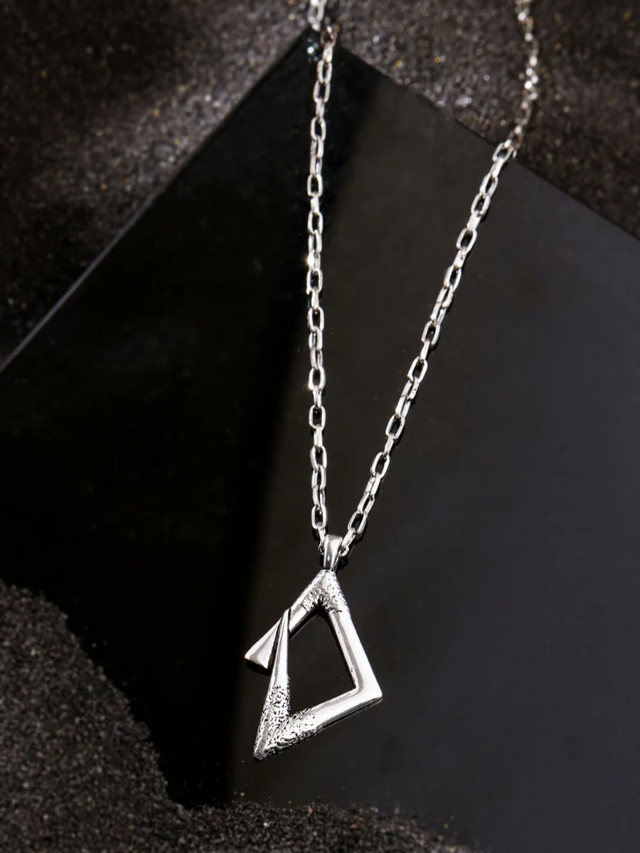 kickyandperky's tweet photo. Oxidized Gold Versatile 925 Sterling Silver Pendant For Men

@an_3jum https://t.co/TVlMlDUtSd