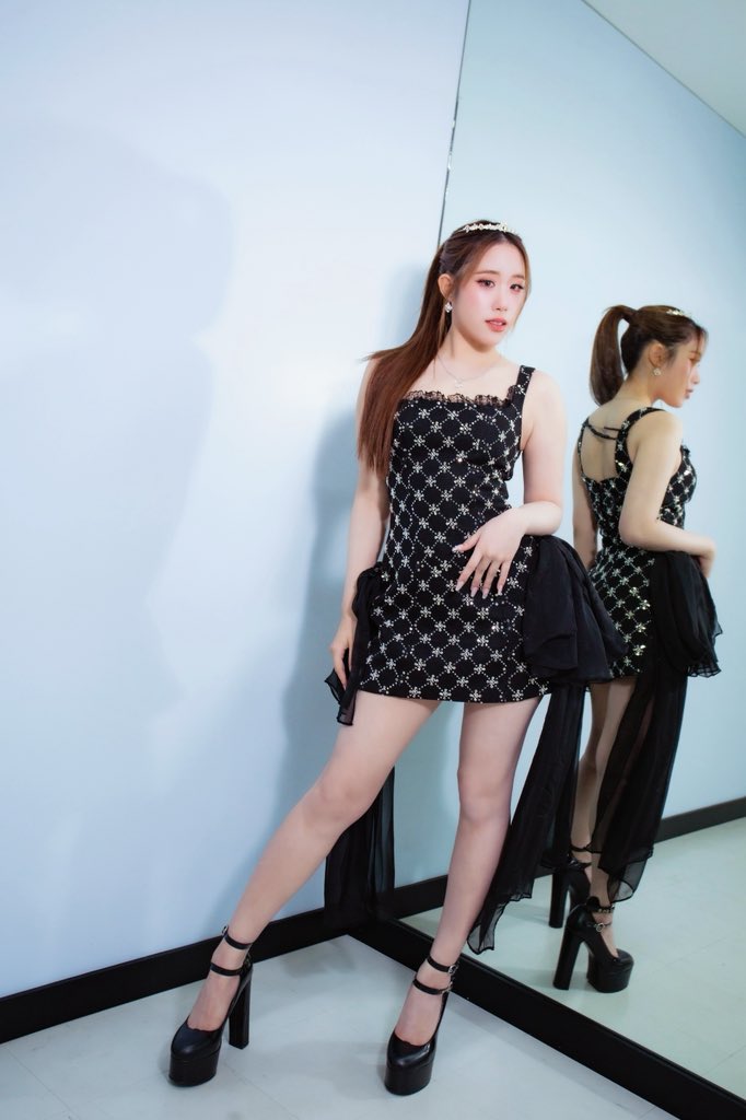 [PHOTO SET👑] #SydneyPS at XOXO showcase 2026 🦢🖤

🍏27 JAN 2026 🍎
🏠Samyan Mitrtown

#PS_th
#PurseSydney
#XOXOshowcase2026
#XOXOentertainment