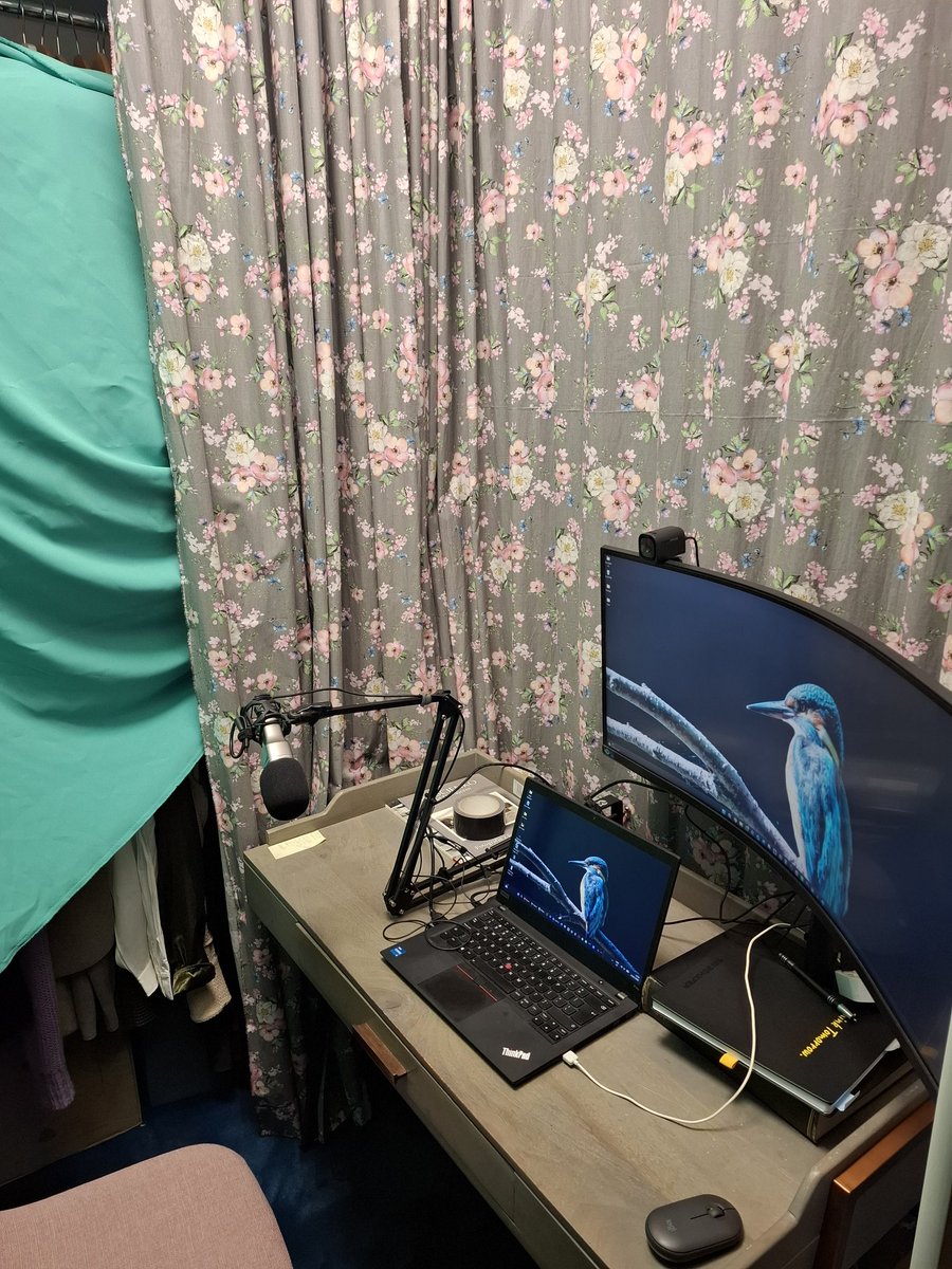 Pole_ishPodcast's tweet photo. Episode 1 of Pole-ish drops on Monday 2nd February. Until then, you're gonna have to make do with our latest blog entry, which offers a literal peek behind the curtains: https://t.co/VUny5KSjWr
#podcast #polish #poland https://t.co/UKscTYAKcz