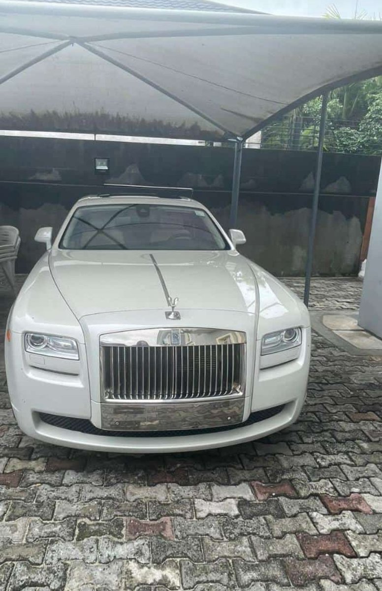 SOUTHCARNG_LTD's tweet image. JUST LUXURY FOR HIRE ✨️

ROLLS-ROYCE 
ESCALADE 
G-WAGON 
GLE

STARTS AT 700k-4M
12HRS BOOKING📌
LAGOS ONLY📌

WhatsApp/call: 09138601779
#carrental #forhire #luxury
@Mrbankstips