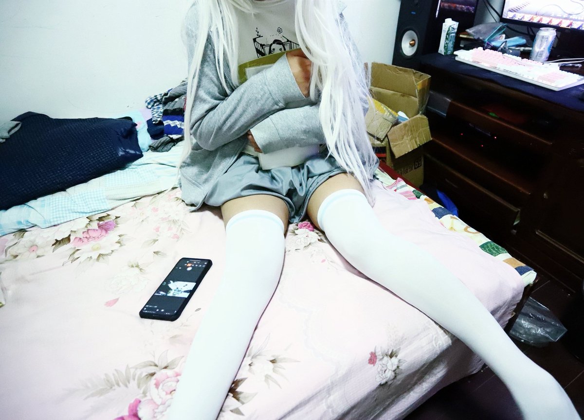 MEMZMeow's tweet photo. *摆烂） https://t.co/FspRxunOJq