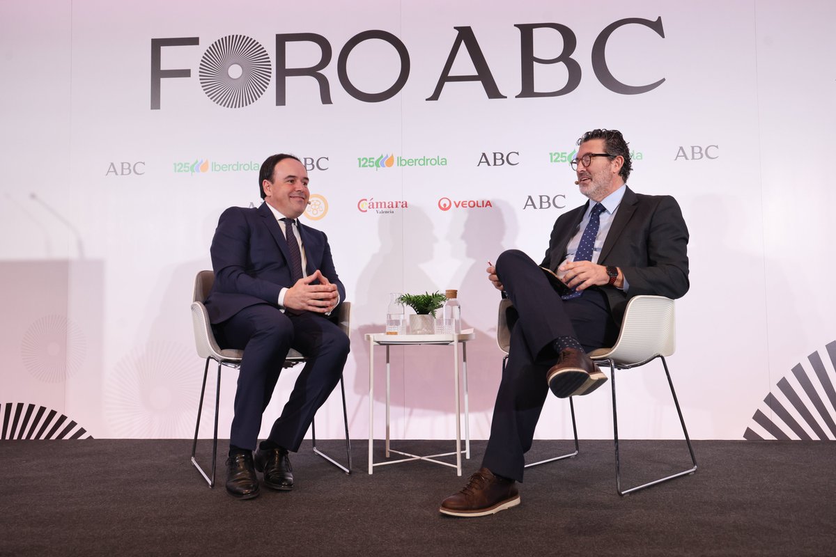 generalitat's tweet photo. 🏢🗣 El president de la Generalitat, @JFPerezLlorca, intervé en el #ForoABC

📢 Anuncia l'ampliació de les deduccions fiscals socials a les rendes mitjanes

👥 Beneficiarà a prop de 1M de ciutadans

👉 300.000 nous contribuents podran aplicar-se l'ampliació d'estes desgravacions per gastos en ⤵
🦷 dentista
👓 oculista
🏊‍♂️ pràctica esportiva
🩺 malalties rares i alzheimer
entre altres

🔗 https://t.co/ckhei9phSQ