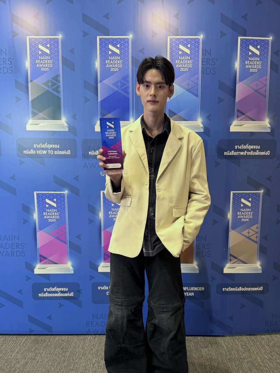 perses_official's tweet image. ขอบคุณ NAIIN READERS’S AWARD 2025 สำหรับรางวัลที่สุดของวรรณกรรมไทยแห่งปีอันดับที่ 2 นะครับ มาอ่านหนังสือกันเยอะๆนะทุกคน📚@naranvik 

#ณรัณเขียน #NAY_PERSES
#NAIINREADERSAWARDS2025
#PERSES_TH #PERSES 
#GNEST