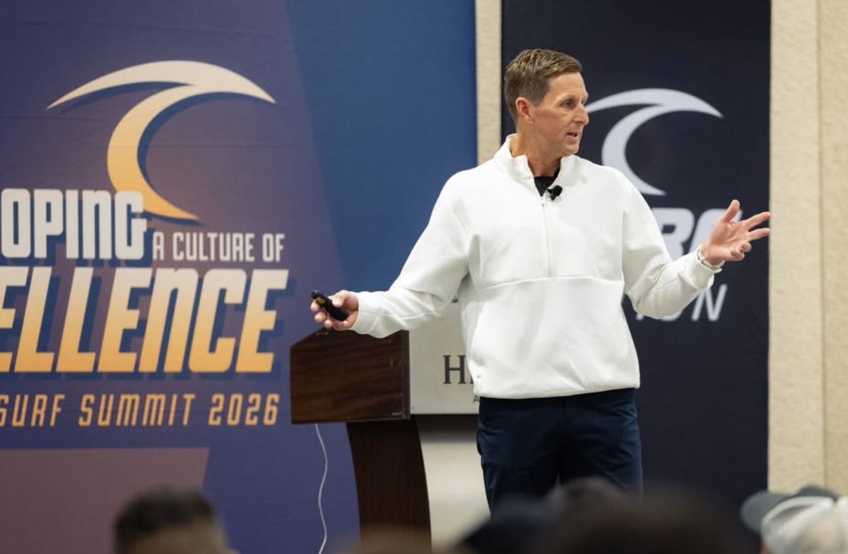 MiMentorCoach's tweet image. A great first day at #SurfSummit in Austin, Texas, supporting our friends at #surfsoccernation - and meeting some new ones - including @NHenderson20 and @warrenbarton2, discussing all things player and coach development...

Looking forward to day two... #BestoftheBest 🌊