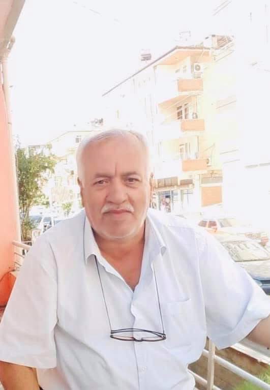 İnnâ lillâhi ve innâ ileyhi raciun

Dostum, kirvem Suphi Turan Hakkın rahmetine kavuşmuştur. 

Defin, öğle namazına müteakip Asri Mezarlıkta olacaktır. Rabbim mekanını Cennet eylesin…