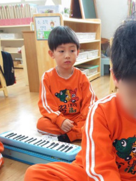 어만 tweet media