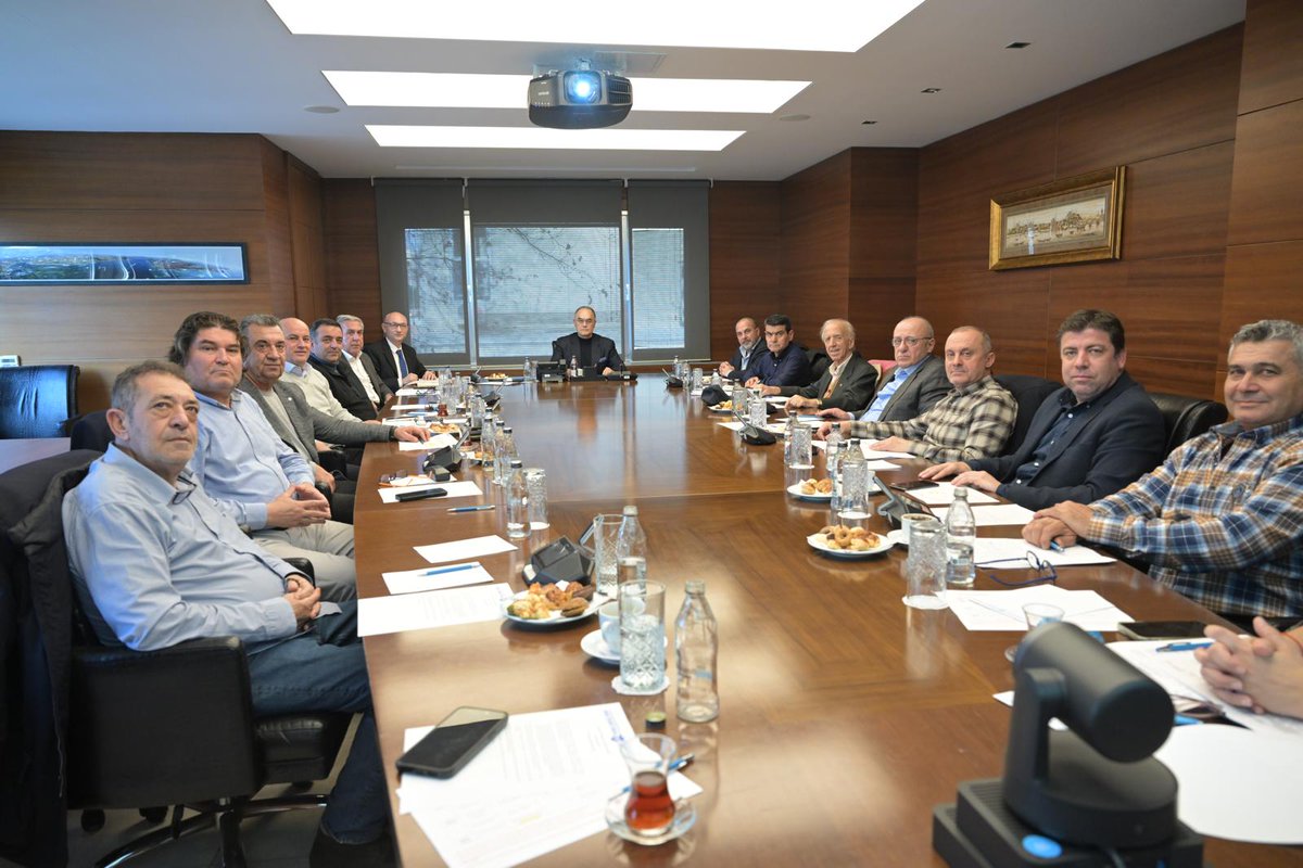 İMEAK Deniz Ticaret Odası Merkezimizde düzenlenen Ocak 2026 Deniz Turizmi Çalışma Gurubu Toplantısı'na katılım sağladık. Toplantıda gündem maddeleri görüşüldü.