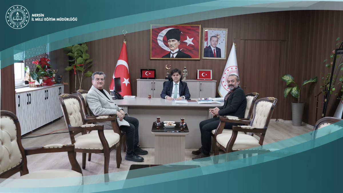 MersinMEM's tweet photo. Anteros Kitap Genel Yayın Yönetmeni Tolga Yaygın ile Solida Kimya Yönetim Kurulu Başkanı Mehmet Eroğlu, İl Millî Eğitim Müdürü Muhammed Özdemirci'yi makamında ziyaret etti. ✨

🔗 https://t.co/xEWACpKRgU

@tcmeb 
@Yusuf__Tekin 
@MersinValiligi 
@valiatillatoros 
@Muhammed0744 https://t.co/HpLkG5TpV0