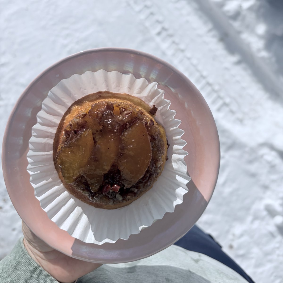 HelferPastries's tweet photo. Individual peach upside-down cakes are the feature this week! Moist yellow cake topped with caramel schmear, pecan pieces, and peaches!!

Be sure to swing by this week and grab a couple!

#pastries #cookies #cakes #pies
#familyowned #helferspastries https://t.co/TJRULxjlUN