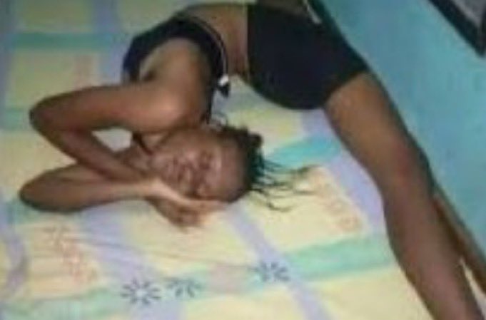 yo sin entender porque me duele tanto la espalda cuando literalmente soy esta durmiendo