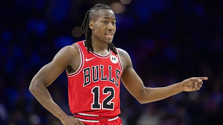 austinsprops's tweet image. My First NBA Winner. Going for B2B Sweeps.

Ayo Dosunmu 14.5 PR “O”
(-125)DK

#1🏀#SeeRed  Vs #YesCers

150❤️MY POD NEXT

Dosunmu is OVER in 27/37 (73%) of games with 20+ minutes, I have him projected closer to 23-28 mins tonight vs Indy.

Chicago has a brutal schedule coming up