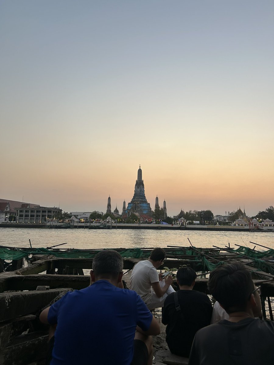 Theia Fae tweet media