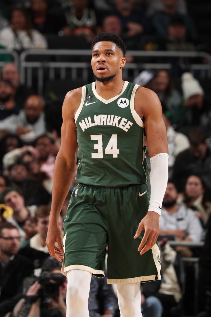 BleacherReport's tweet image. Where do you want to see Giannis play next?! 😱