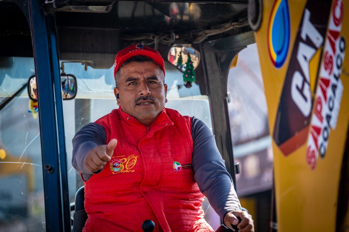 GobCoacalco2022's tweet image. ¡Los trabajos en la 𝗛𝗮𝗻𝗸 𝗚𝗼𝗻𝘇á𝗹𝗲𝘇 continúan!
Coordinamos cada etapa con #SAPASAC para que, al terminar, tengas una vialidad de calidad, así como una red de agua y drenaje totalmente renovadas.

Agradecemos tu comprensión y paciencia.🤝

#ContinuidadDeBuenosResultados