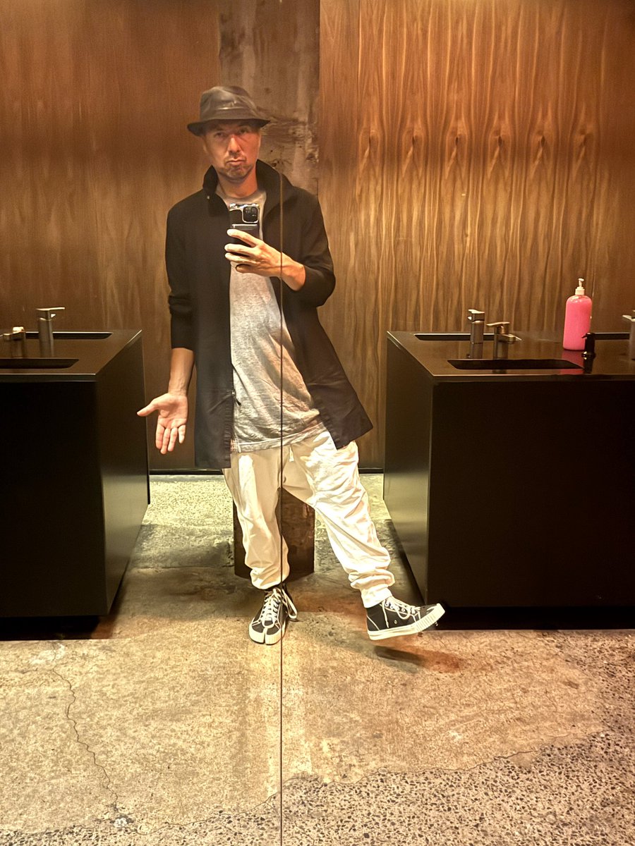 PYRAMID_BUILDER's tweet image. A commemoration to iPhone photography. The future is extremely interesting for photographers. Modeling Ria Dunn, Rick Owens, Maison Margiela and Arc’teryx. Let me remind you, “The Culture” copies me, not the other way around. I have nothing to do with the dogshit.