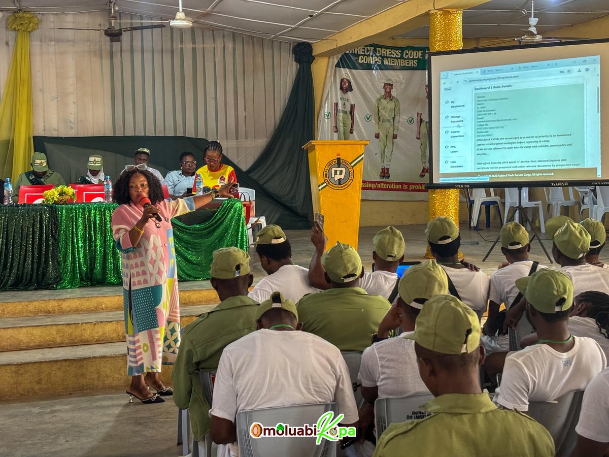 osunofficial's tweet photo. NYSC ICT Head, Miss Akinsanmi Kikelomo, trains Corps Members on proper dashboard use, LGA clearance, and relocation procedures, urging regular checks to ensure accuracy and compliance.
#NYSC #EdeCamp #CorpsMembers #ICTTraining #Dashboard #LGAclearance #Relocation
https://t.co/kE9e4yJ967