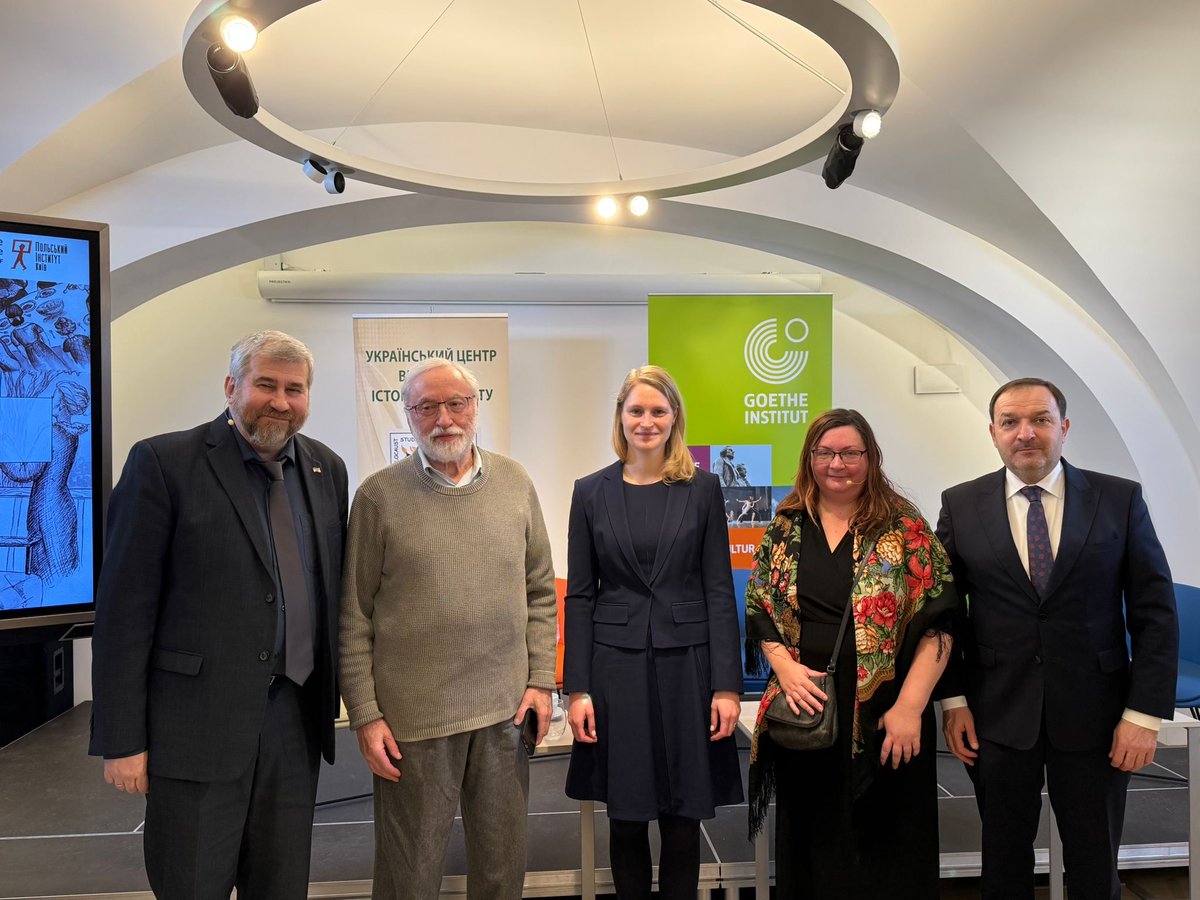 Польський інститут у Києві tweet media