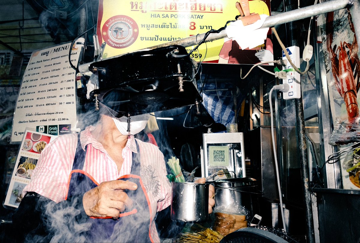 ༄sellena tweet media