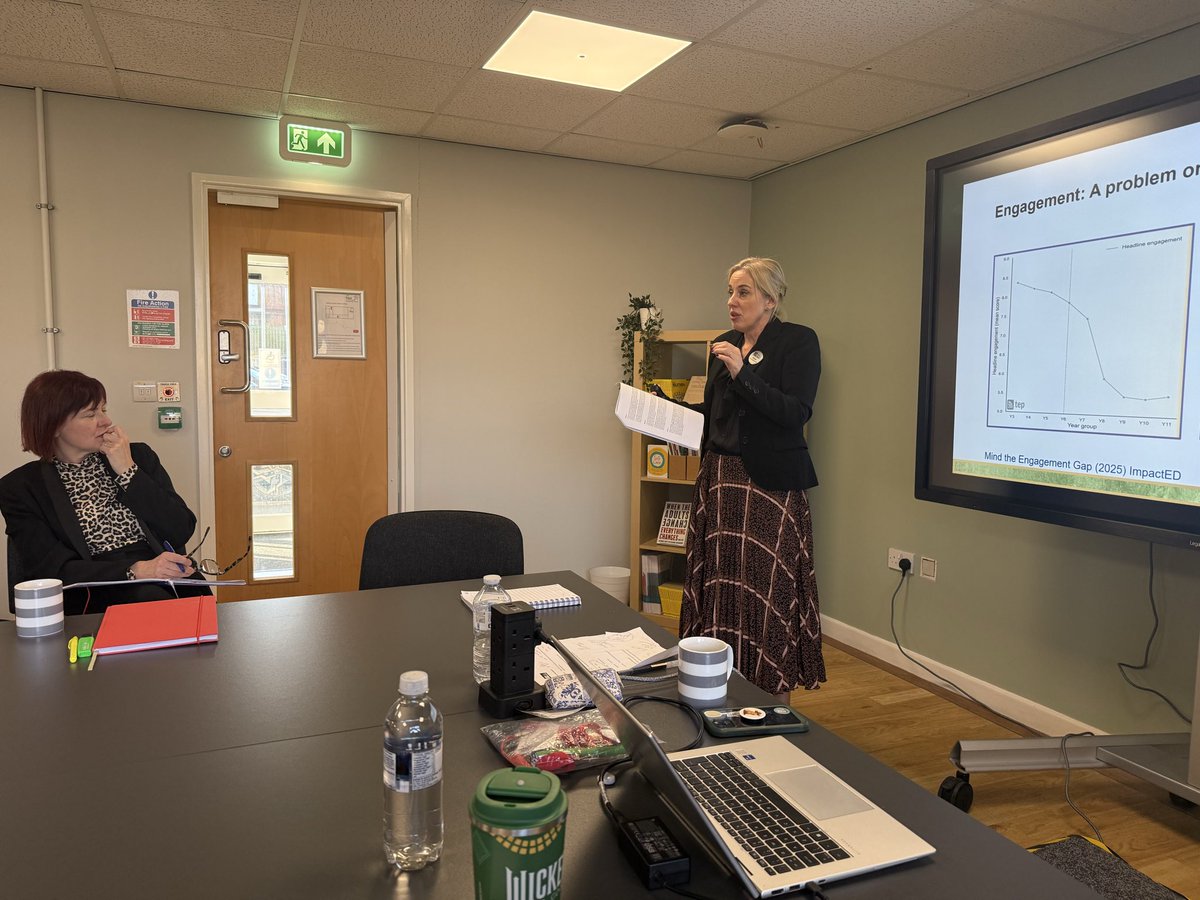 Debbie Secker tweet media